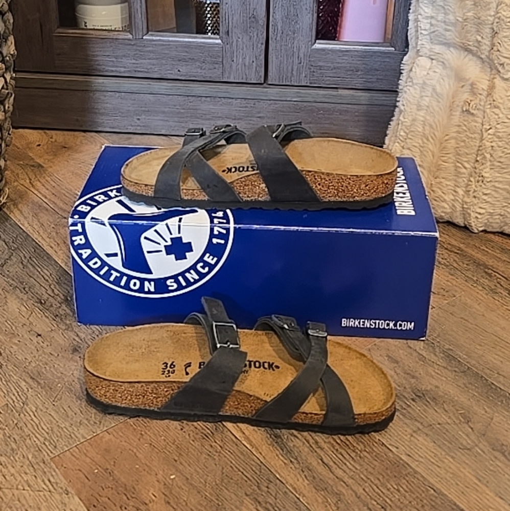 Womens Birkenstock Franca Black Narrow Fit EU 36 Size 5.5 Retail $135